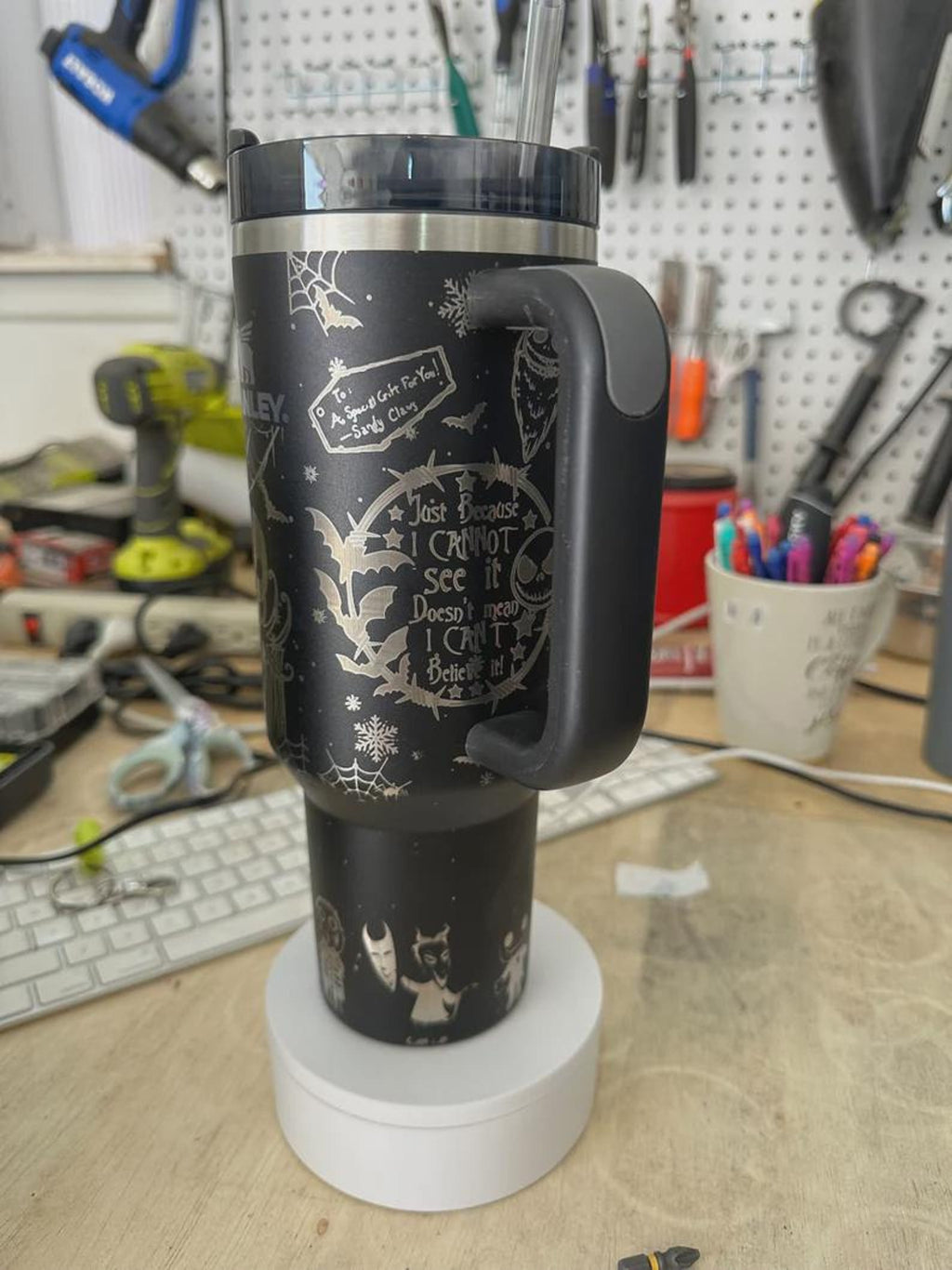 Vaso Stanley con grabado inspirado en Pesadilla antes de Navidad
