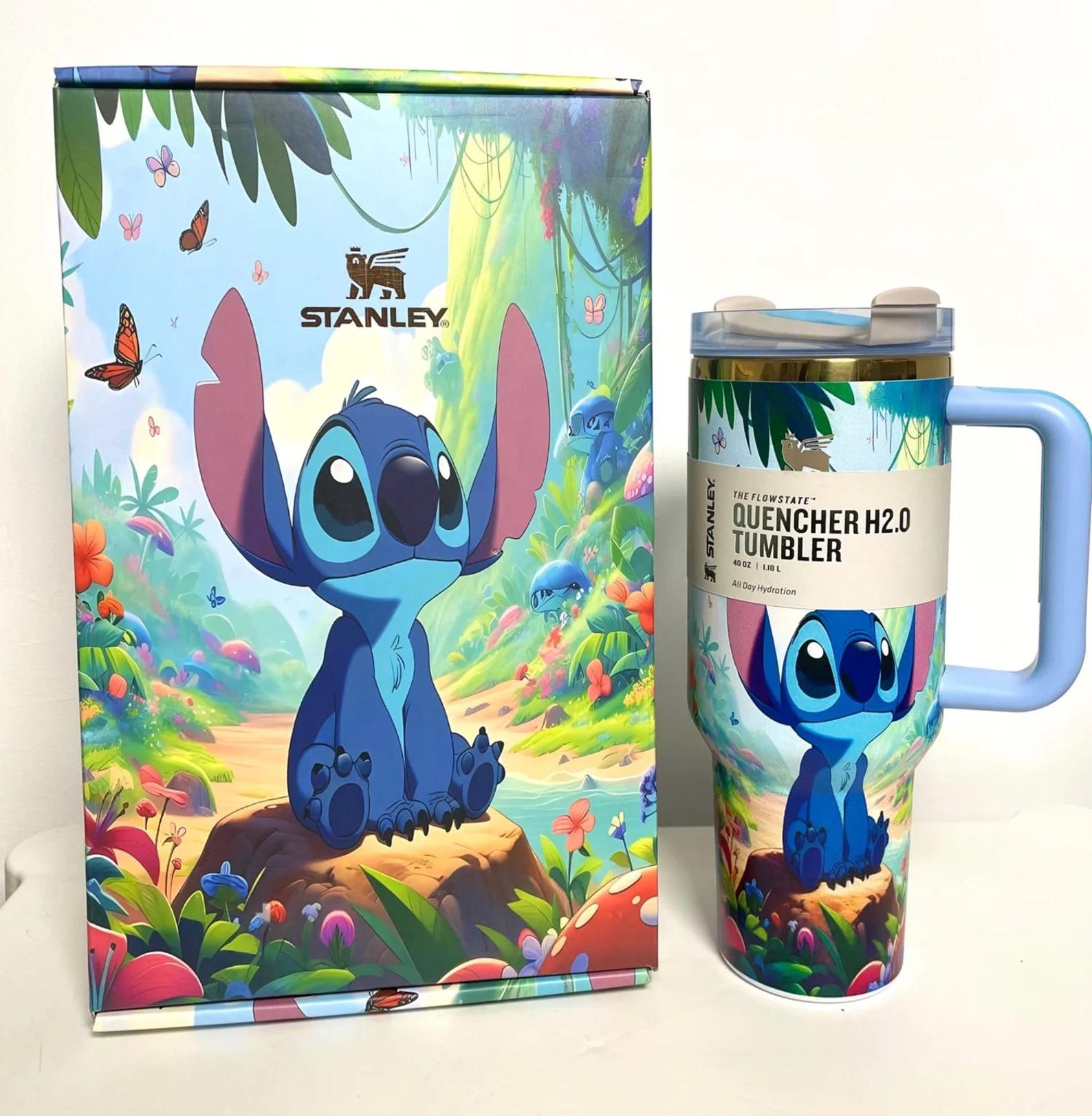 Vaso Stanley de Stitch de edición limitada que brilla en la oscuridad